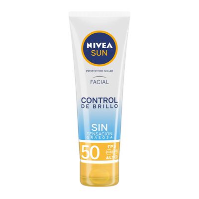 Protector Solar Nivea Face Fps50 Control De Brillo
