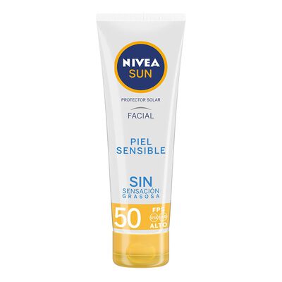 Nivea Protector Solar Facial Para Piel Sensible Fps 50 + No Grasoso 50 Ml